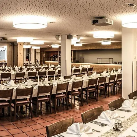 Hotel Hotel-gasthof Loewen 3*