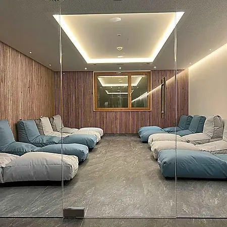 Loewen فندق