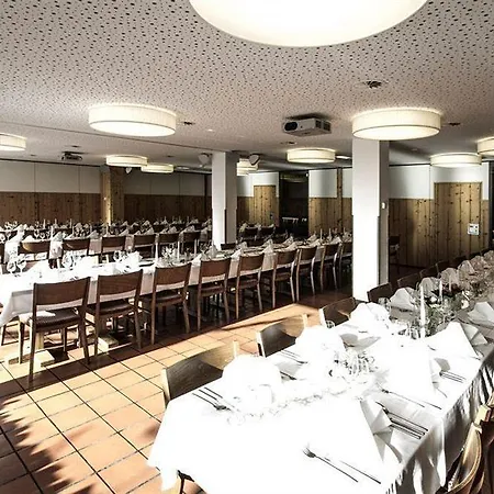 Hotel Hotel-gasthof Loewen 3*